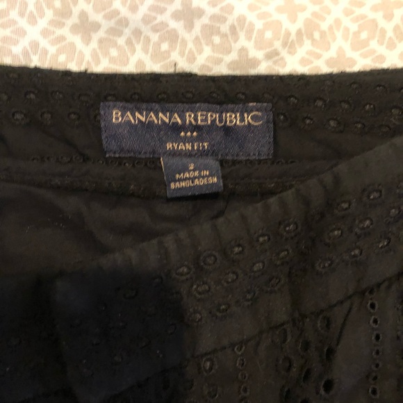 Banana Republic black shorts - Picture 2 of 3
